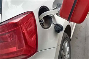 高坪24小时救援车收费标准