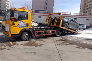 高坪救援拖车费用怎么算